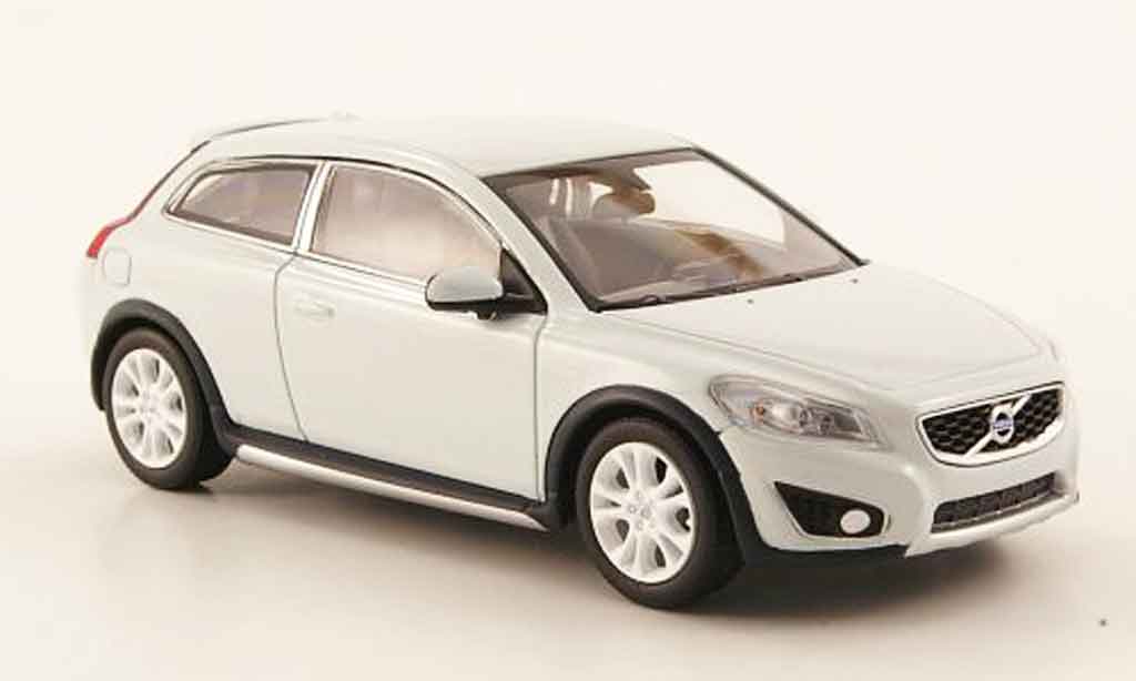 Volvo C30 1/43 Motorart wit modelauto