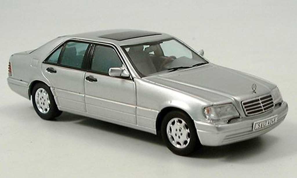 Mercedes Classe S 500 1/43 Spark 500 (W140) grijs modelauto
