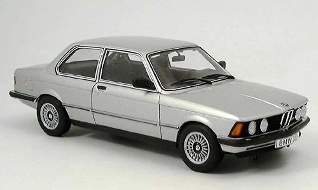Bmw 323 1/18 Autoart e21 grijs 1977 modelauto