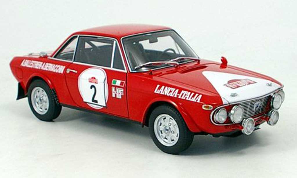 Lancia Fulvia 1/18 Autoart hf 1600 no.2 sieger rallye san remo 1972 modelauto