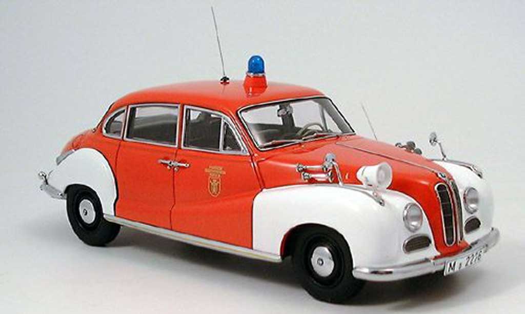 Bmw 501 1/18 Autoart pompier modelauto