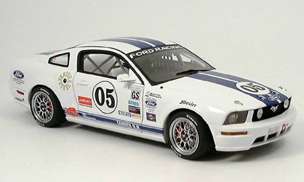 Ford Mustang 2005 1/18 Autoart 2005 racing fr 500 c no.5 grand am cup modelauto