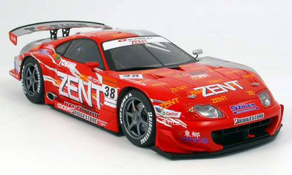 Toyota Supra 1/18 Autoart gt no.38 2005 modelauto