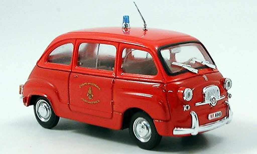 Fiat 600 1/43 Brumm D Mulitpla pompier modelauto