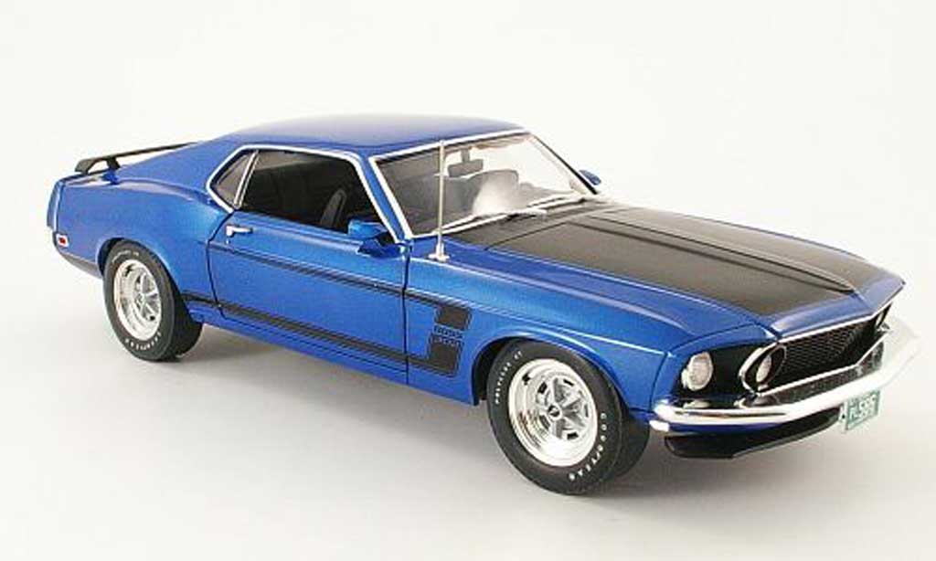 Ford Mustang 1969 1/18 Highway 61 1969 Boss 302 blauw/matt zwart modelauto