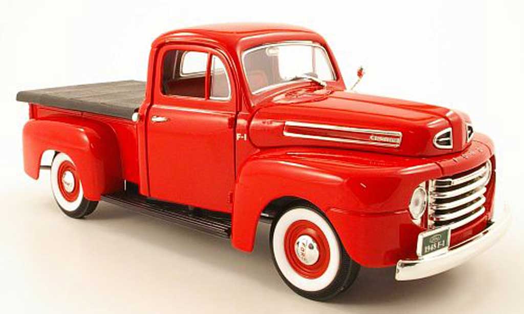 Ford F-1 1/18 Yat Ming pick up rood 1948 modelauto