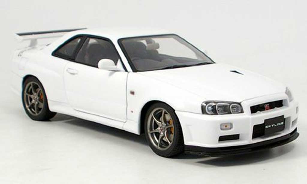 Nissan Skyline R34 1/18 Autoart R34 gt-r v-spec. ii wit modelauto