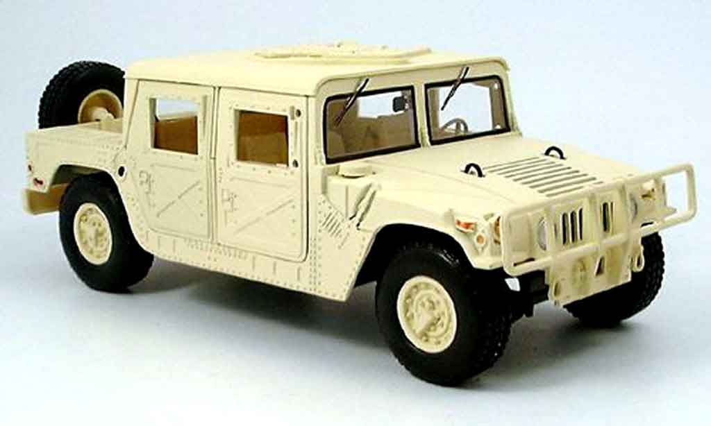 Hummer Humvee 1/18 Motormax pick up beige modelauto