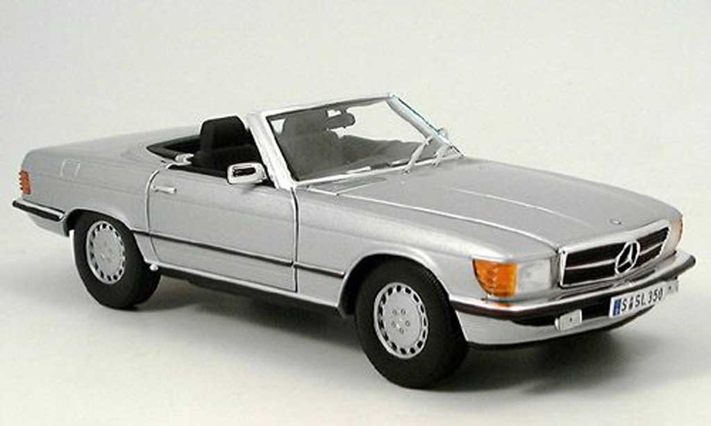 Mercedes 350 SL 1/18 Norev SL (r 107) grijs modelauto