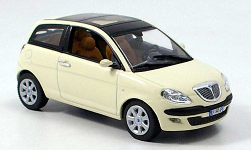 Lancia Ypsilon 1/43 Norev beige modelauto