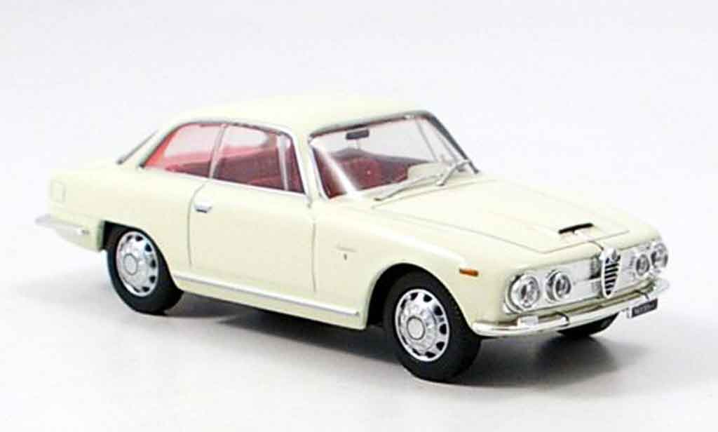 Alfa Romeo 2600 1/43 Edison sprint beige 1962 modelauto