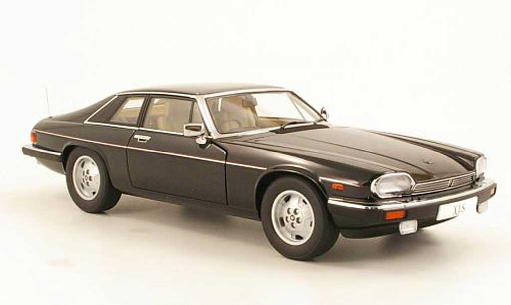 Jaguar XJS 1988 1/18 Autoart 1988 zwart RHD modelauto