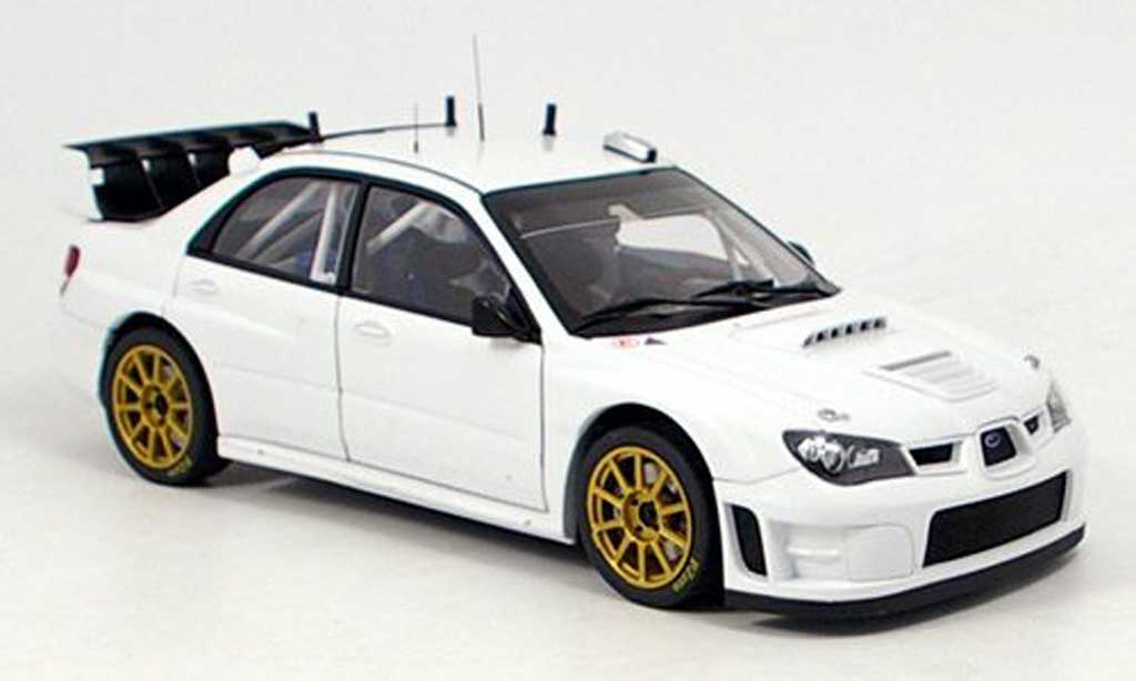 Subaru Impreza WRC 1/18 Autoart WRC plain body wit 2006 modelauto