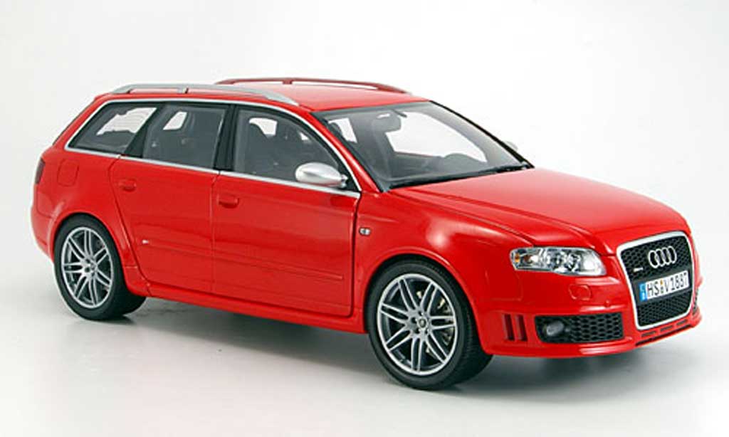 Audi RS4 1/18 Minichamps avant rood 2006 modelauto