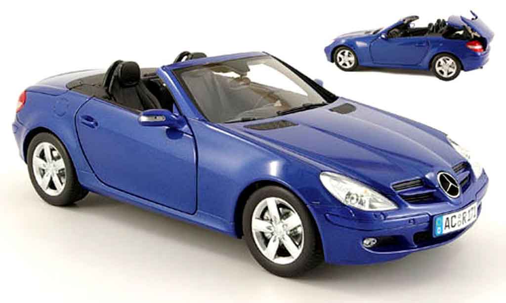 Mercedes Classe SLK 1/18 Minichamps (r 171) blauw 2004 modelauto