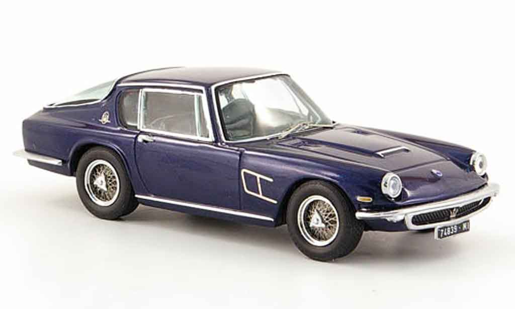 Maserati Mistral 1/43 IXO coupe blauw 1963 modelauto