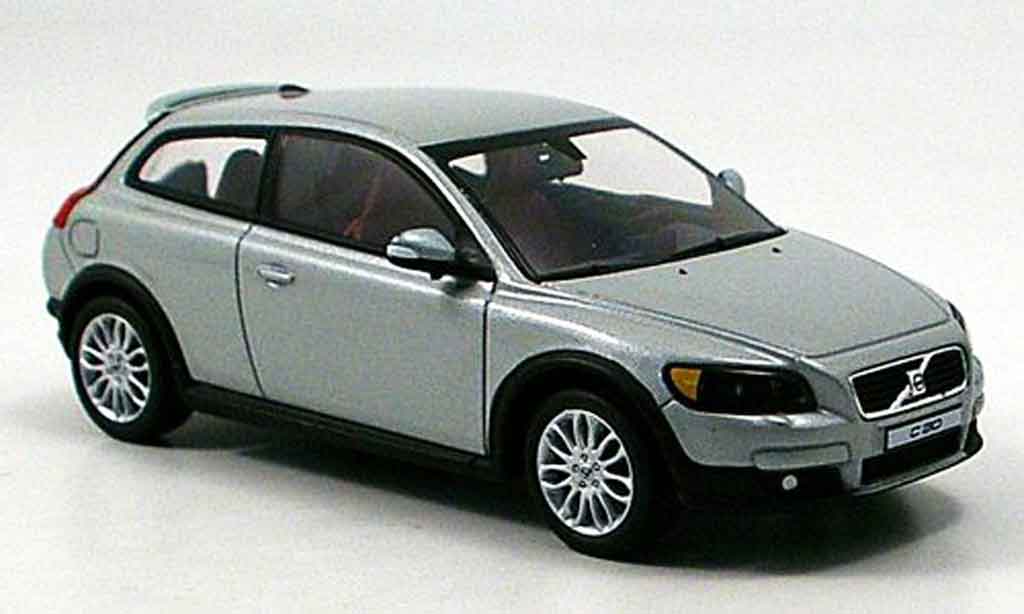 Volvo C30 1/43 Motorart grijs modelauto