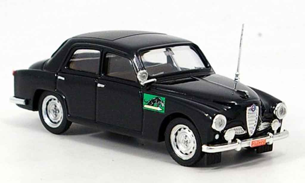 Alfa Romeo 1900 1/43 Brumm politie italien 1954 modelauto