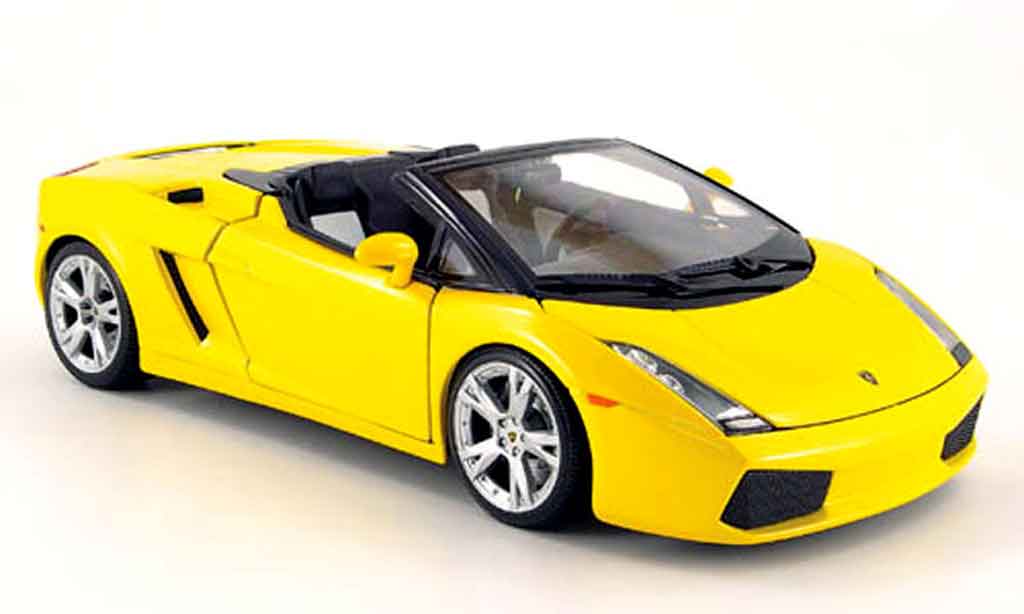 Lamborghini Gallardo Spyder 1/18 Burago Spyder geel modelauto