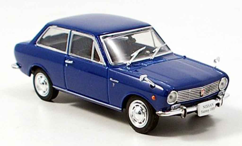 Nissan Sunny 1000 1/43 Norev 1000 blauw 1966 modelauto