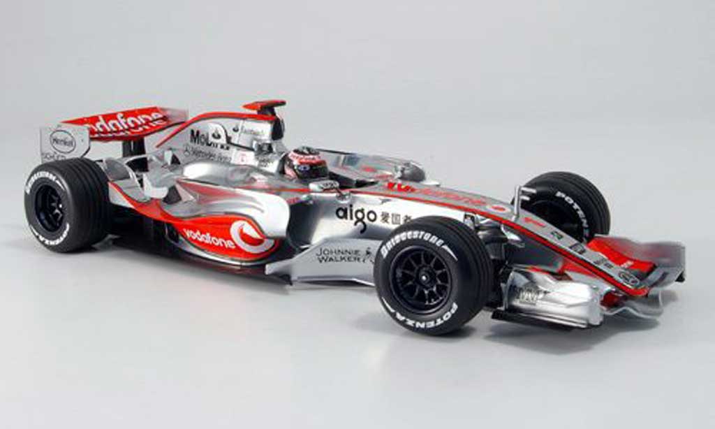 Mercedes F1 1/18 Minichamps mclaren vodafone mp 4 22 alonso 2007 modelauto