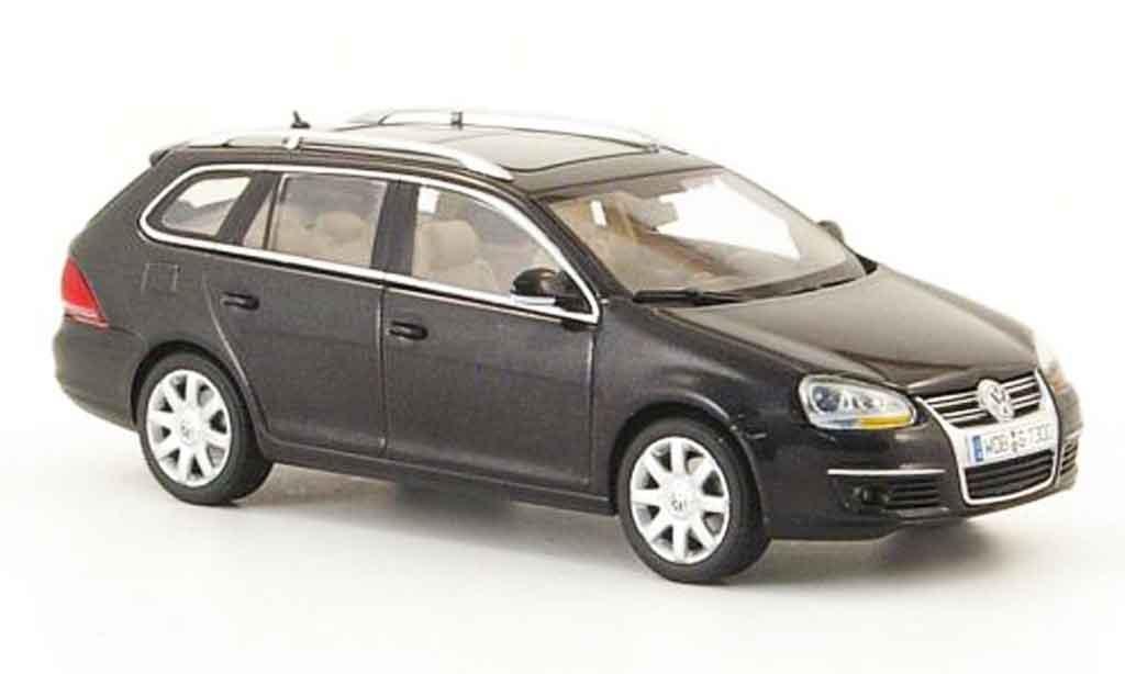 Volkswagen Golf V 1/43 Autoart V variant zwart 2007 modelauto