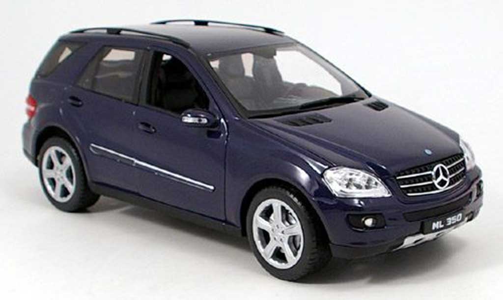 Mercedes Classe M 1/18 Welly ml 350 (w164) blauw modelauto