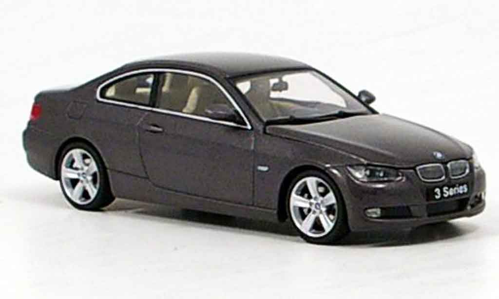 Bmw 330 E92 1/43 Autoart E92 Coupe anthrazit 2007 modelauto