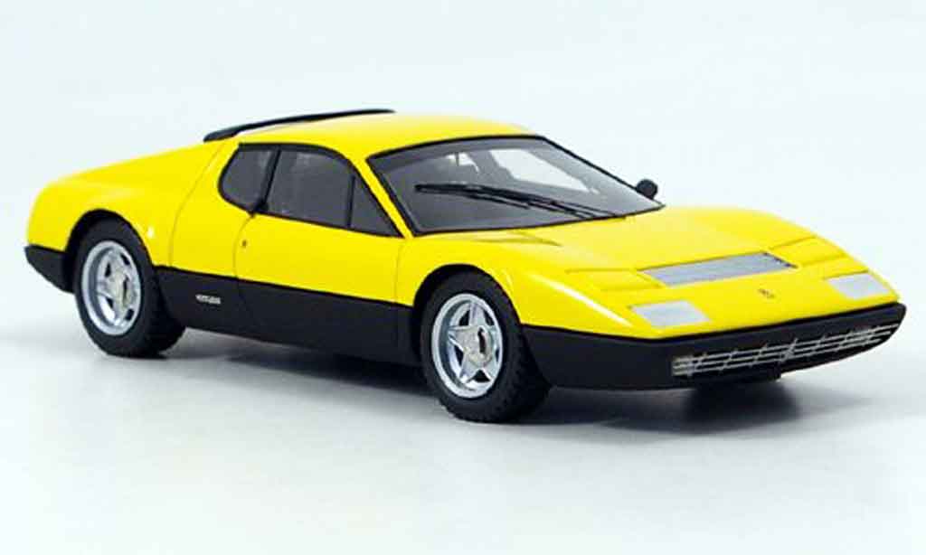 Ferrari 365 GT4/BB 1/43 Look Smart GT4/BB geel zwart modelauto