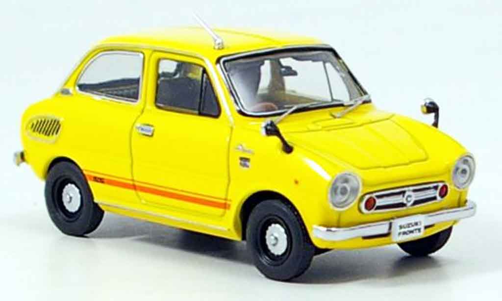 Suzuki Fronte 1/43 Ebbro SS geel 1968 modelauto