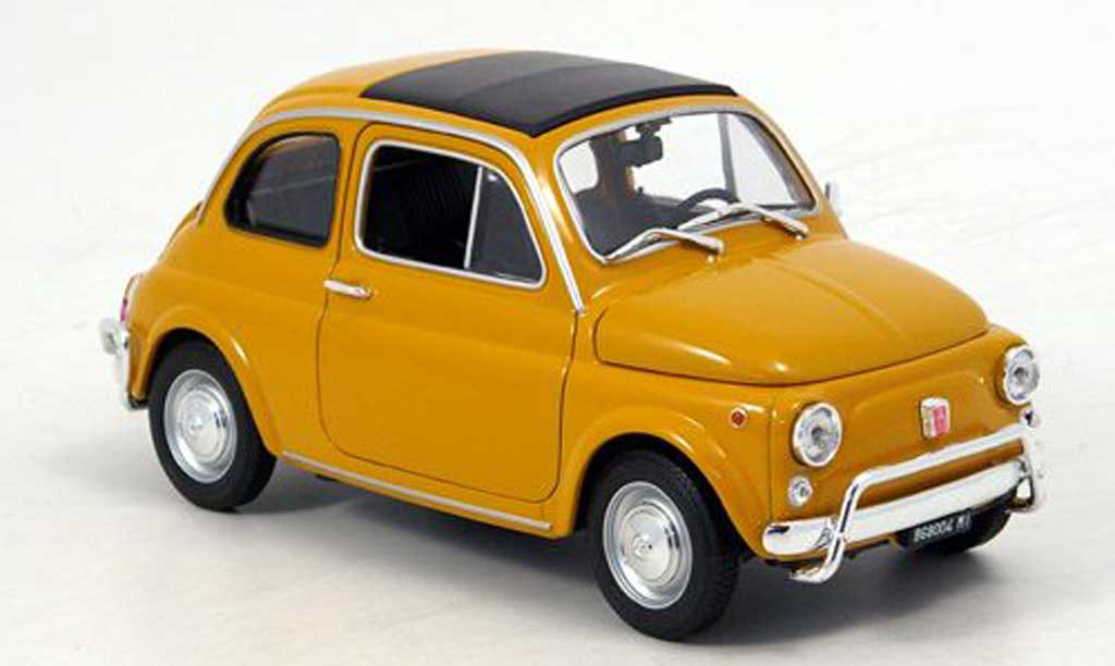 Fiat 500 1/18 Welly ocker 1957 modelauto