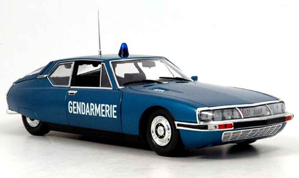 Citroen SM 1/18 Norev gendarmerie polizei frankreich 1974 modelauto