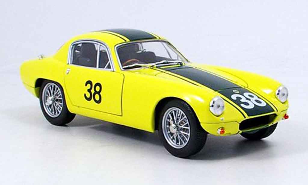 Lotus Elite 1/18 Yat Ming race version no.378 geel 1960 modelauto
