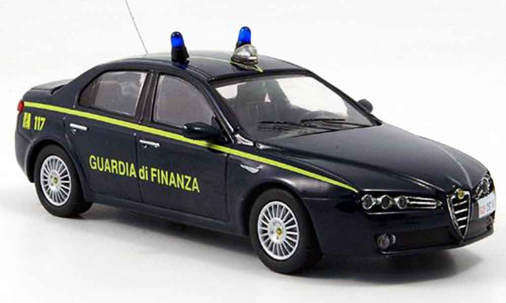 Alfa Romeo 159 1/43 M4 guardia di finanza 2007 modelauto