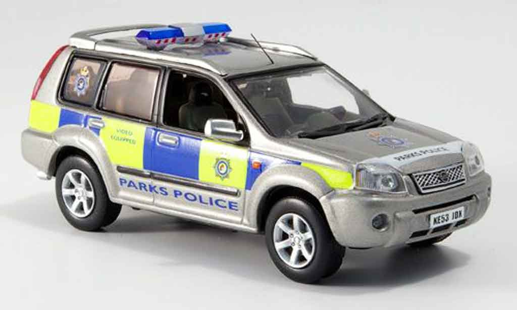 Nissan X Trail 1/43 J Collection Kensingotn Chelsea Park Politie 2006 modelauto