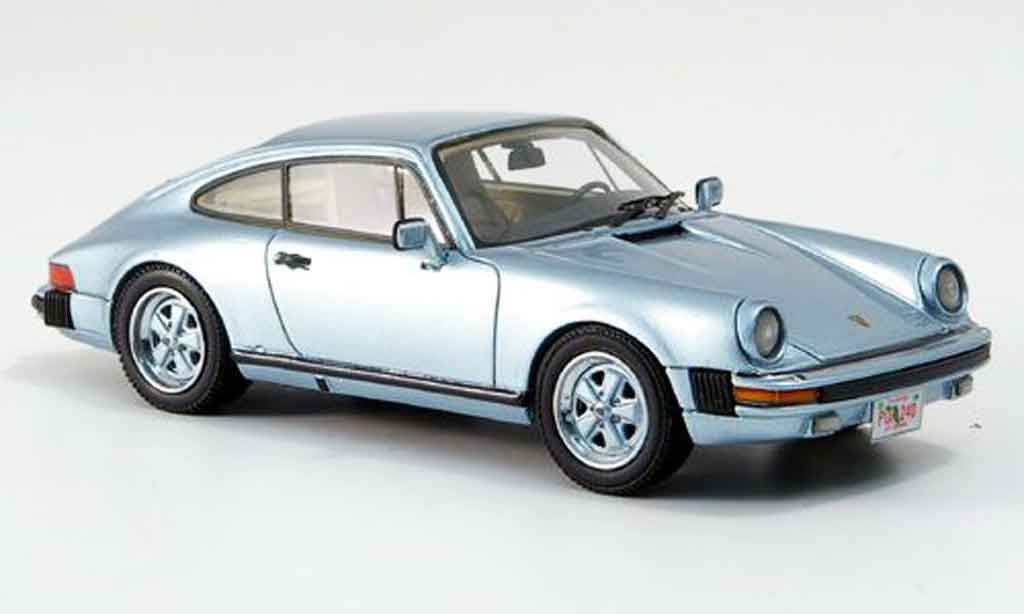 Porsche 930 1/43 Neo Carrera Coupe US Version blauw 1985 modelauto