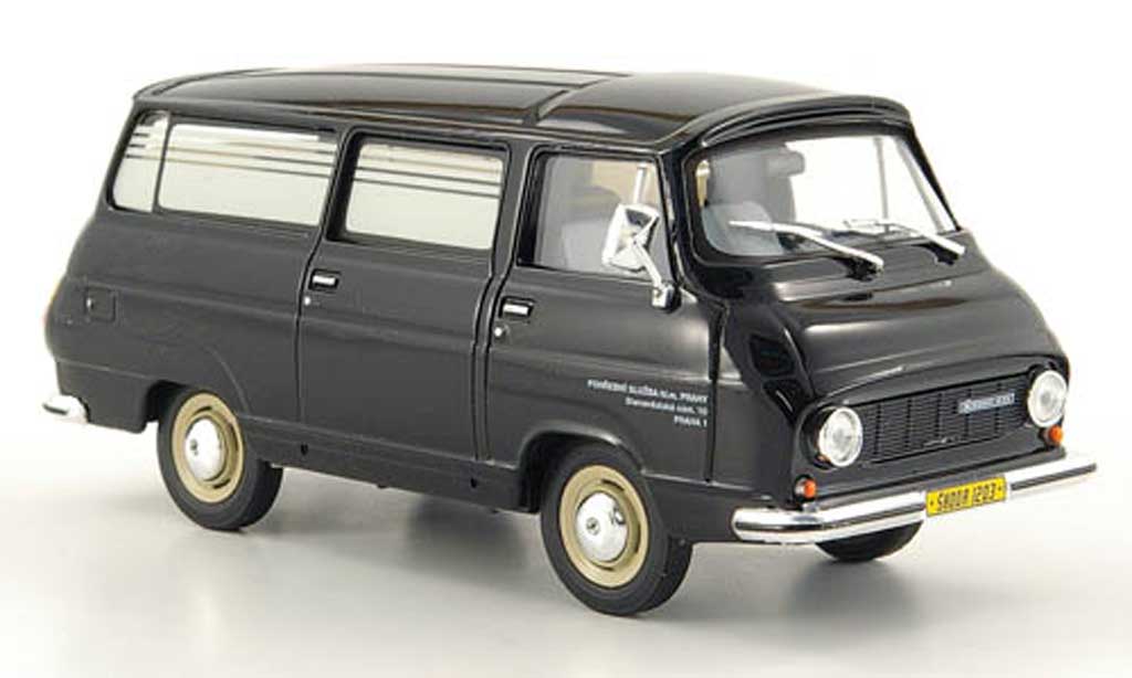 Skoda 1203 1/43 Abrex Bestattungswagen modelauto
