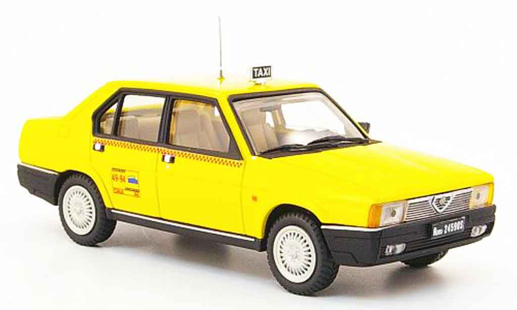 Alfa Romeo 90 1/43 Pego sedan taxi rom modelauto
