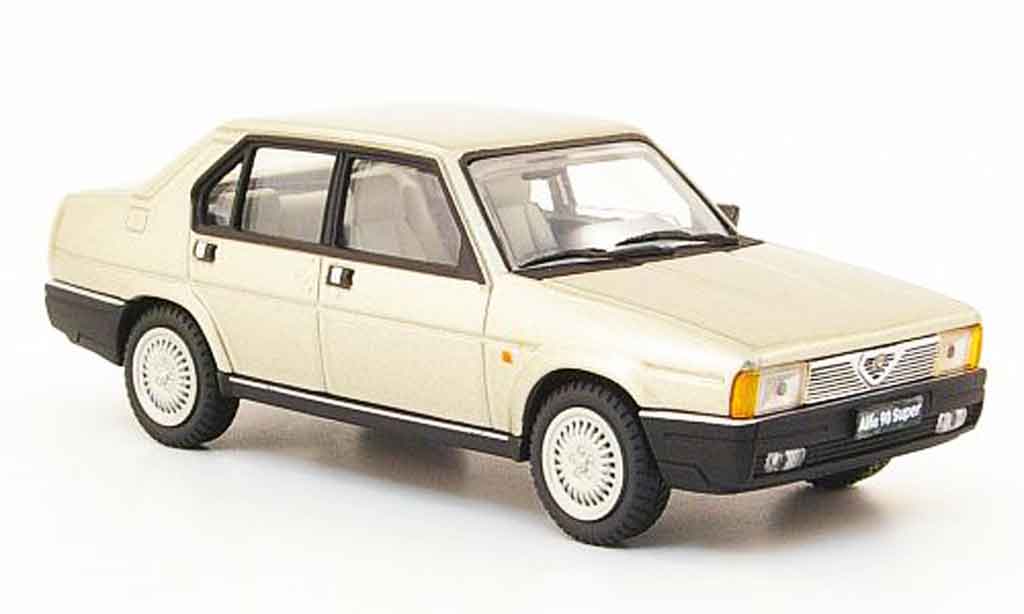 Alfa Romeo 90 1/43 Pego super beige 1984 modelauto