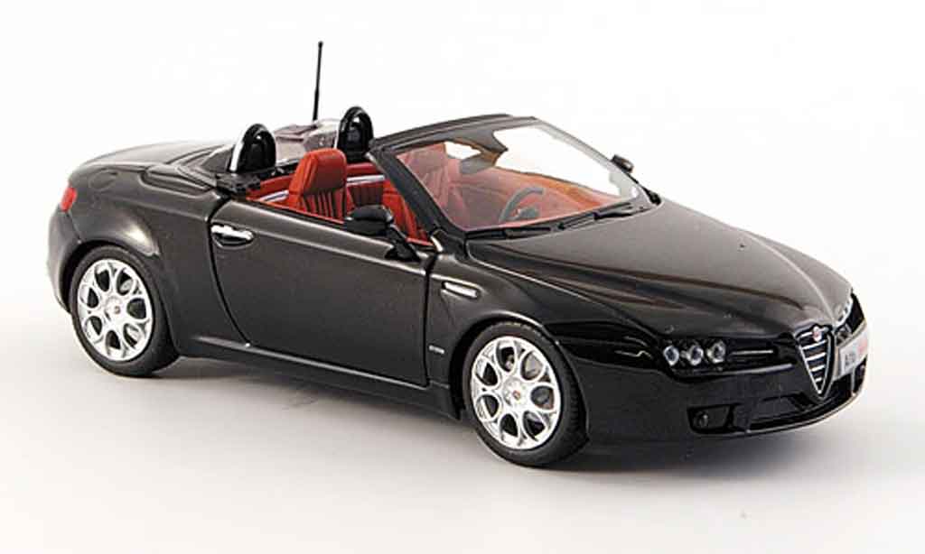 Alfa Romeo Spider 1/43 Minichamps zwart 2007 modelauto