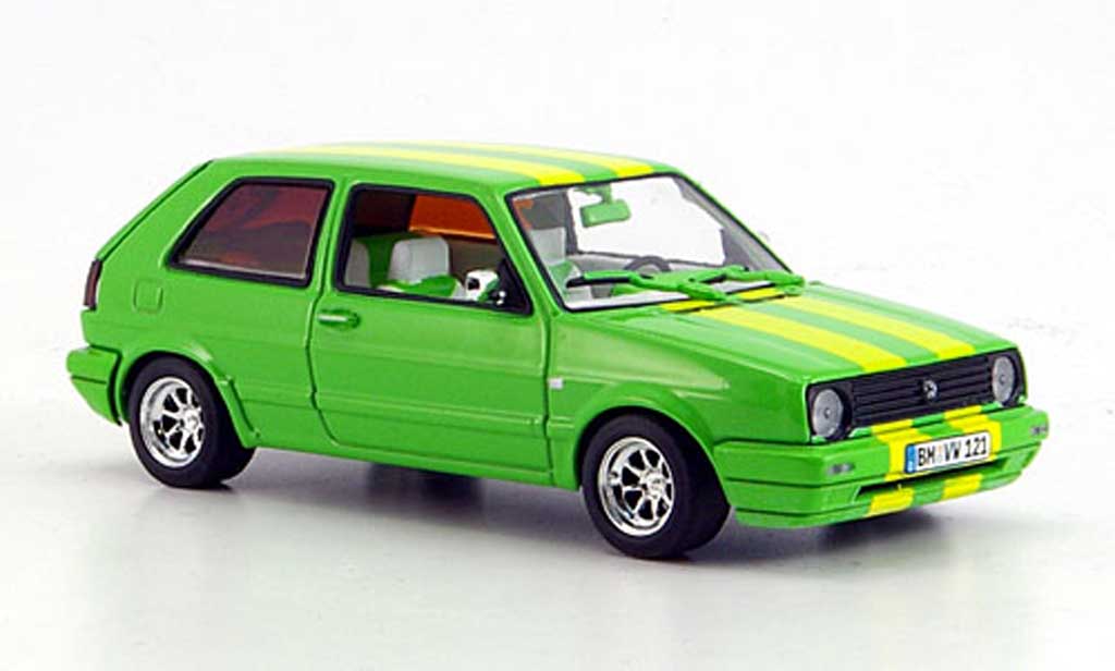 Volkswagen Golf 2 1/43 Minichamps 2 Street Racer grun modelauto