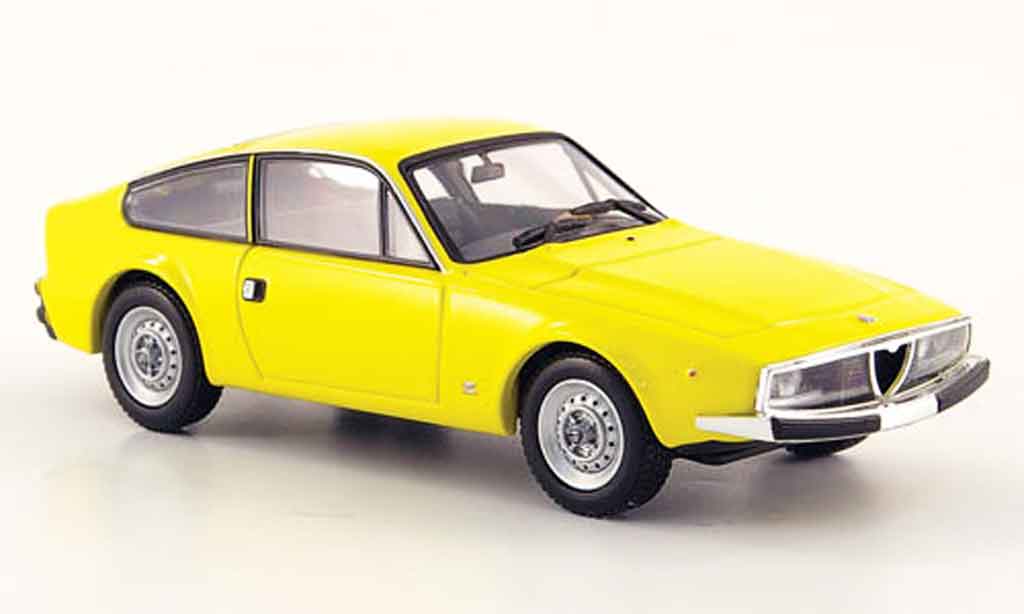 Alfa Romeo Junior Z 1/43 Minichamps 1600 geel 1972 modelauto