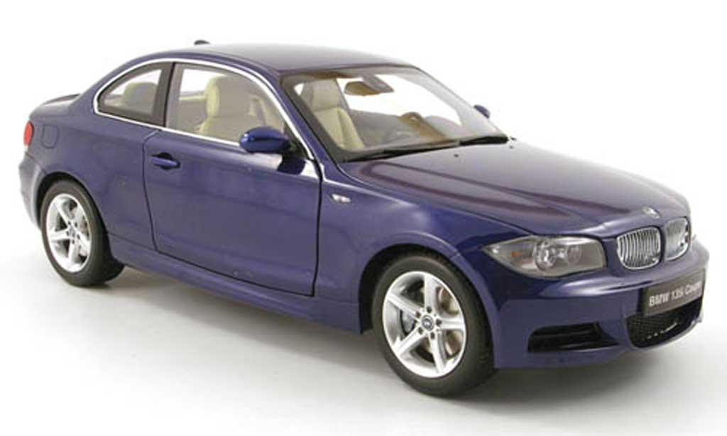 Bmw 135 E82 1/18 Kyosho E82 i coupe (e82) blauw modelauto