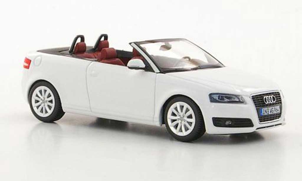 Audi A3 1/43 Minichamps Cabriolet wit 2008 modelauto