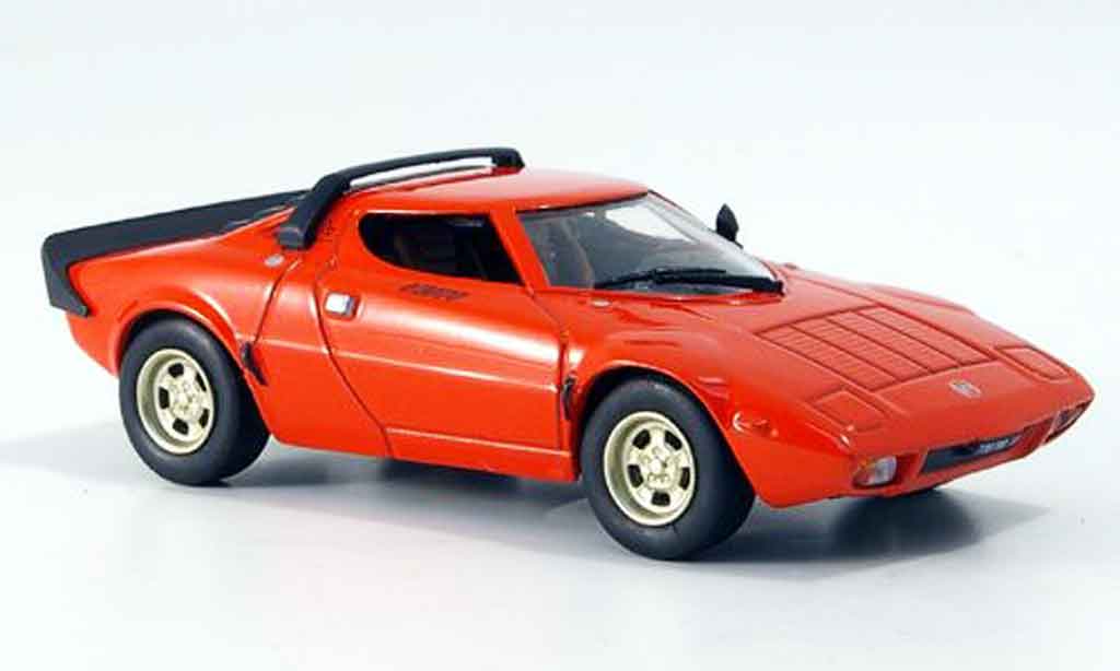 Lancia Stratos HF 1/43 Norev HF hf stradale rood 1973 modelauto