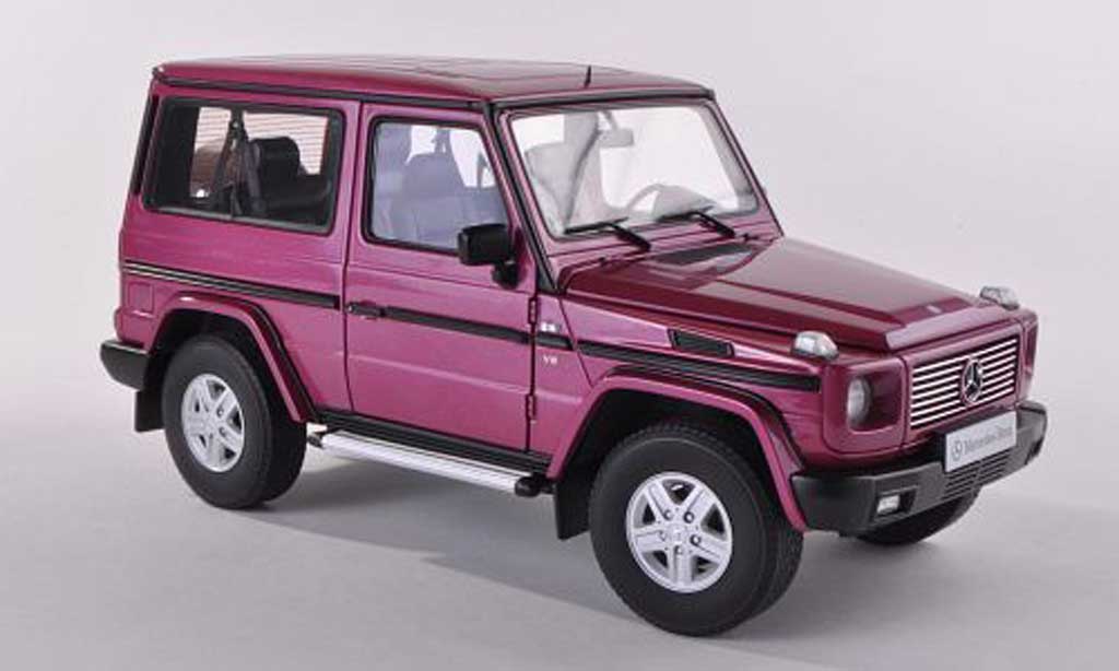 Mercedes Classe G 1/43 Autoart G500 SWB rood 1998 modelauto