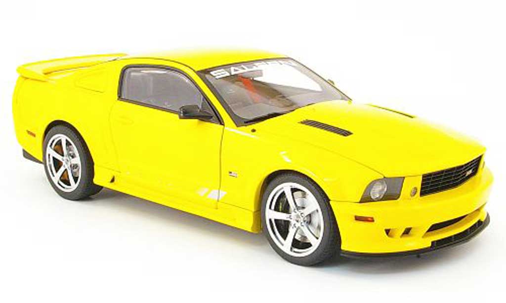 Ford Mustang Saleen 1/18 Autoart Saleen s281 extreme geel modelauto