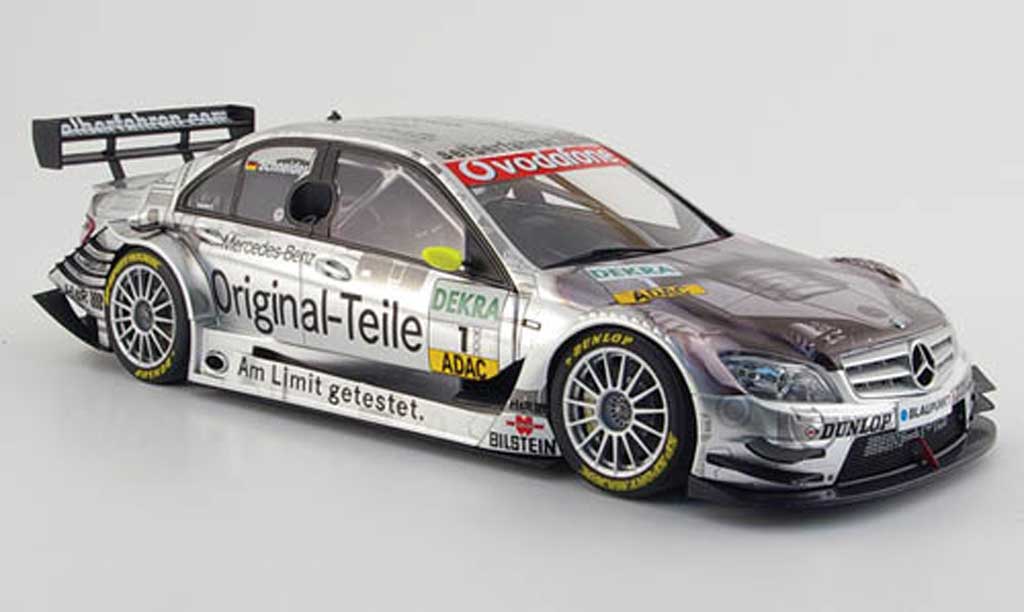 Mercedes Classe C 1/18 Autoart dtm no.1 originalteile schneider 2007 modelauto