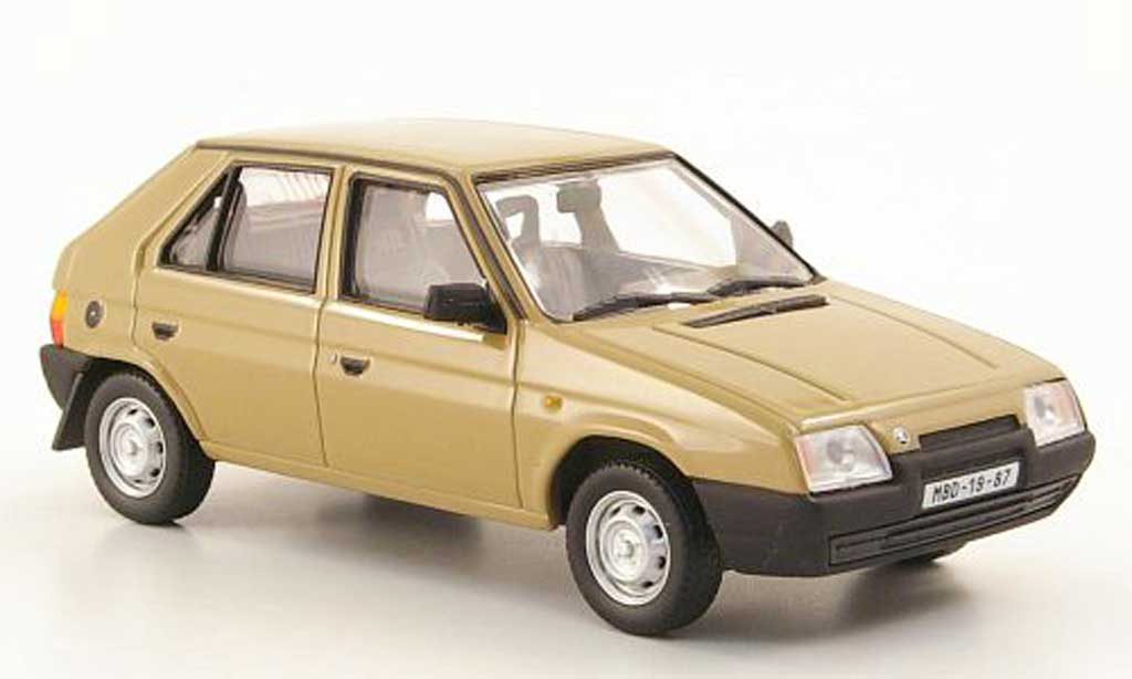 Skoda Favorit 1/43 Abrex 136L bruin 1987 modelauto