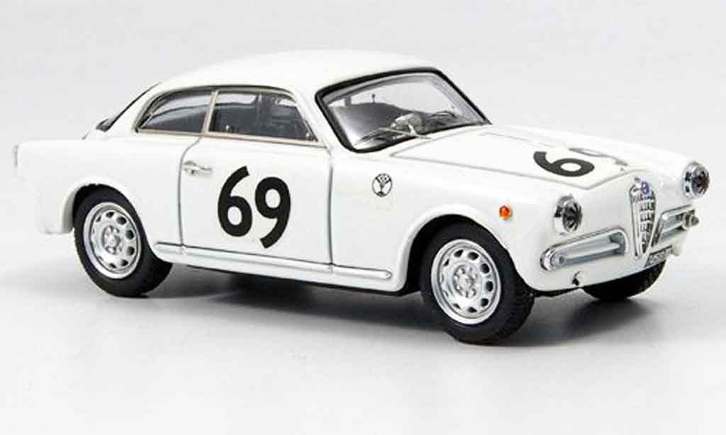 Alfa Romeo Giulietta Sprint 1/43 Bang Sprint veloce no.69 peroglio zeltweg 1957 modelauto